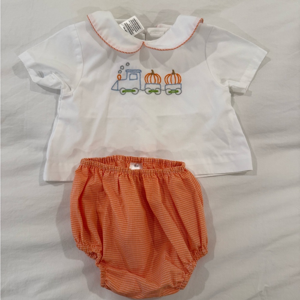 NWOT Petit Ami White and Orange Train Embroidered Set